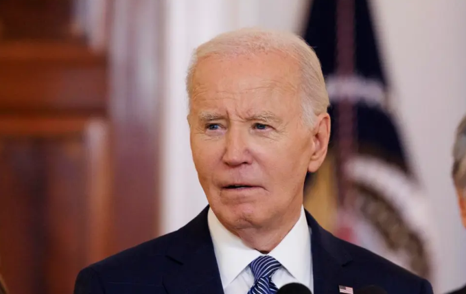 Recortes en salud: Biden critica duramente el plan fiscal de Donald Trump
