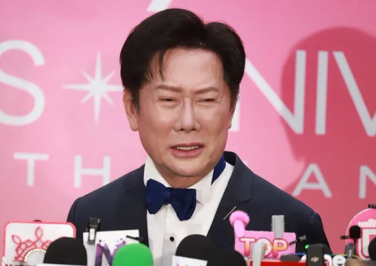 Nawat Itsaragrisil rompe en llanto tras ofensa a Miss Universe México en Tailandia