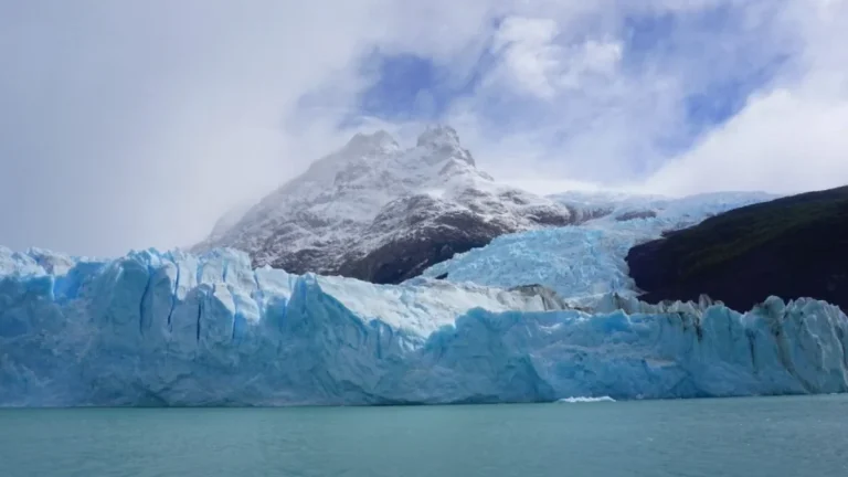 Mueren 2 turistas mexicanos que realizaban excursión en la Patagonia chilena