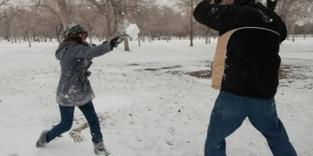 Nieve cubre Ciudad Juárez; alertan por temperaturas bajo cero