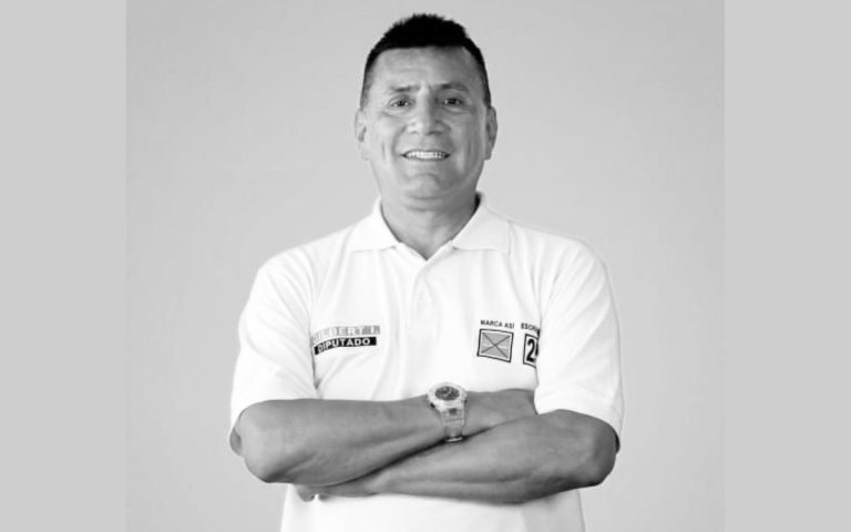 Brutal crimen sacude campaña en Perú: asesinan a candidato al Congreso tras ataque con ladrillos