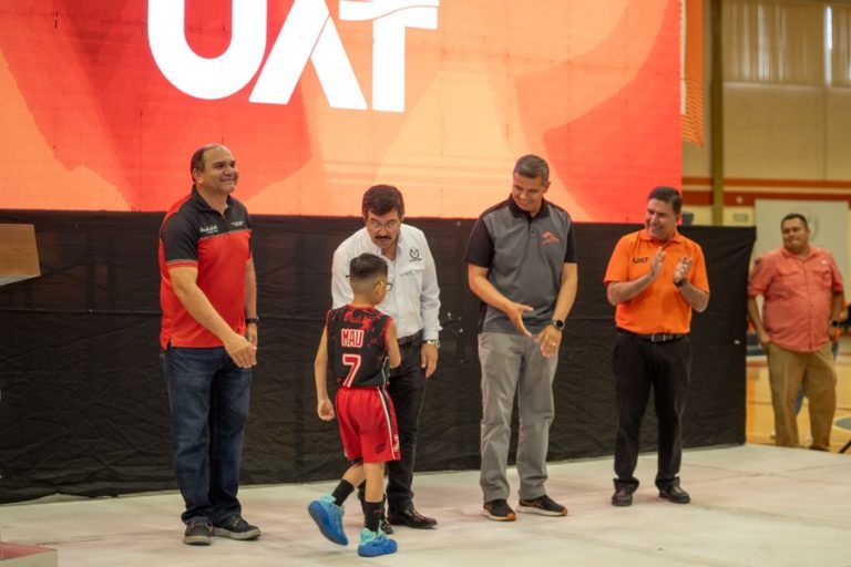 El rector Dámaso Anaya consolida el éxito de la primera Copa UAT de Básquetbol