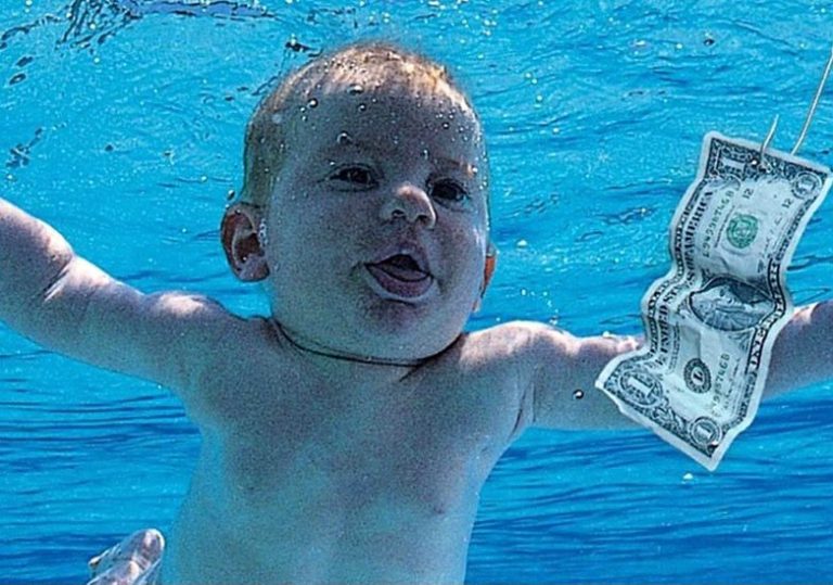¿Quién es hoy el bebé de la icónica portada de “Nevermind” de Nirvana? Así luce Spencer Elden de adulto